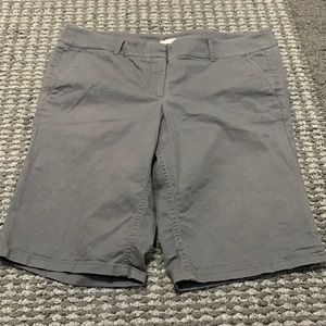 Woman’s Loft shorts sz 14